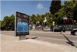 Mupi publicitario en la avenida de Burgos, a la altura del kilómetro 17, Mollet del Vallès